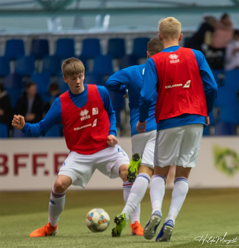 Myndaveisla: Flottur sigur U17 gegn Ísrael