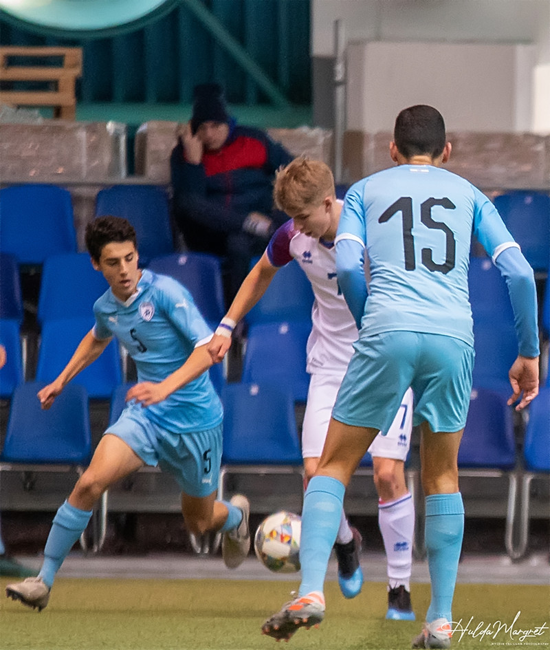 Myndaveisla: Flottur sigur U17 gegn Ísrael