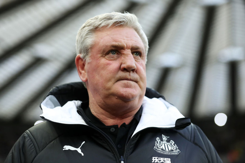 Steve Bruce, stjóri Newcastle.