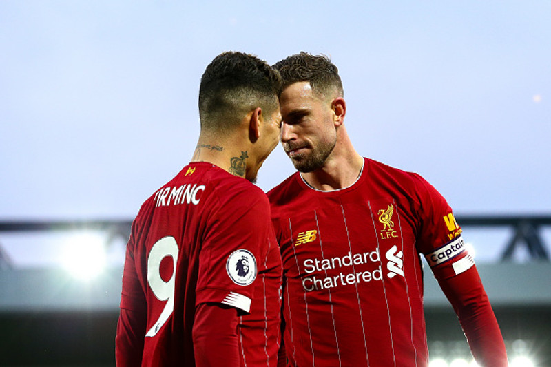 Roberto Firmno og Jordan Henderson.
