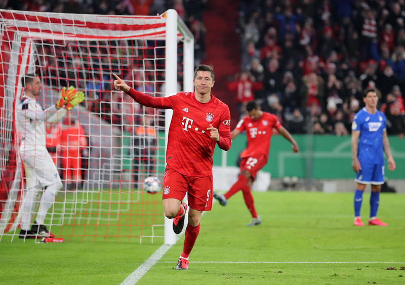 Ná leikmenn Bayer Leverkusen að stöðva Robert Lewandowski, framherja Bayern, í kvöld?