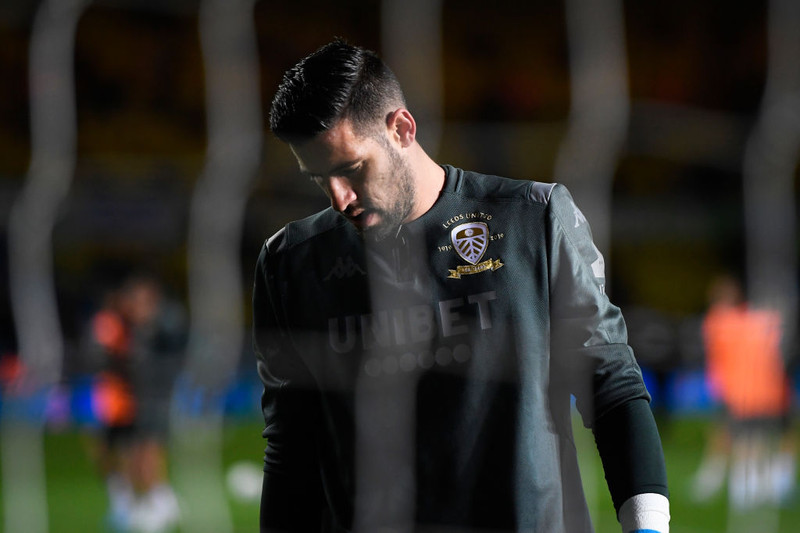 Myndband: Skelfileg mistök Casilla þegar Brentford komst yfir