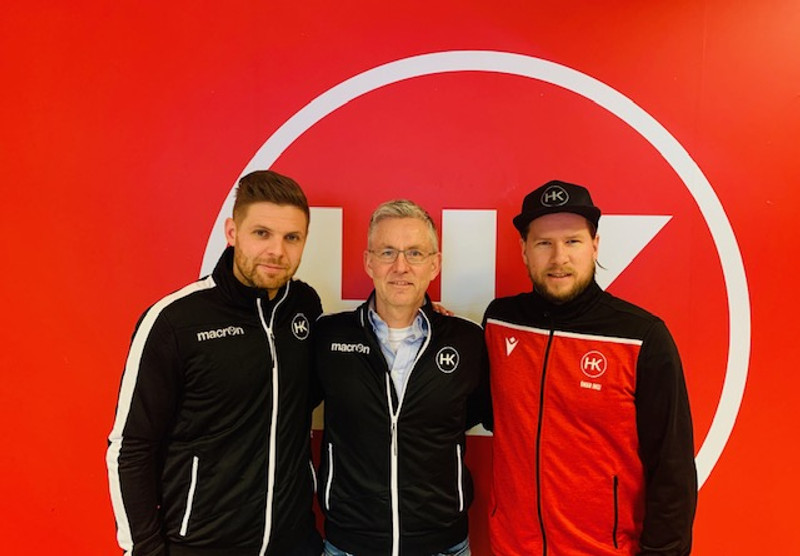 Ragnar Gíslason fyrir miðju.
