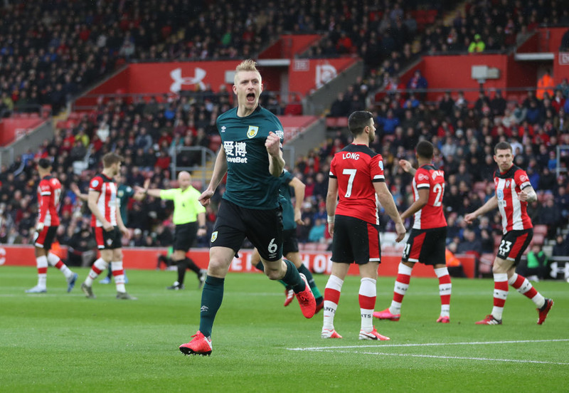 England: Ben Mee tryggði Burnley stigin
