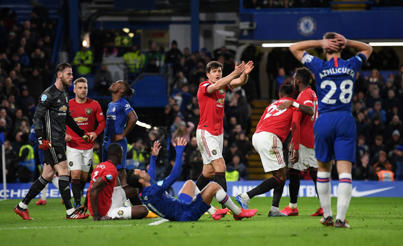 England: VAR í sviðsljósinu í sigri United