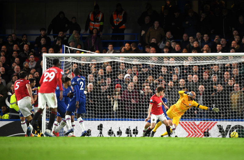 England: VAR í sviðsljósinu í sigri United