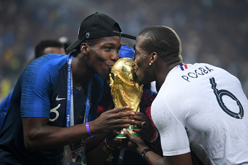 Þegar allt lék í lyndi. Pogba bræðurnir í Rússlandi 2018.