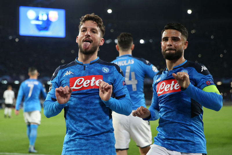 Mertens og Insigne byrjuðu í fremstu víglínu ásamt Hirving Lozano.