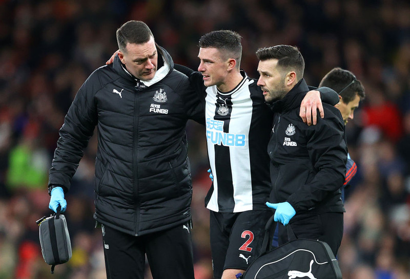 Clark frá út leiktíðina - Blóðtaka fyrir Newcastle