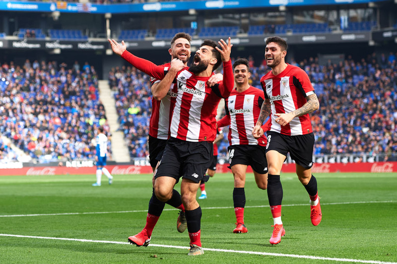 Bilbao tekur á móti Betis.