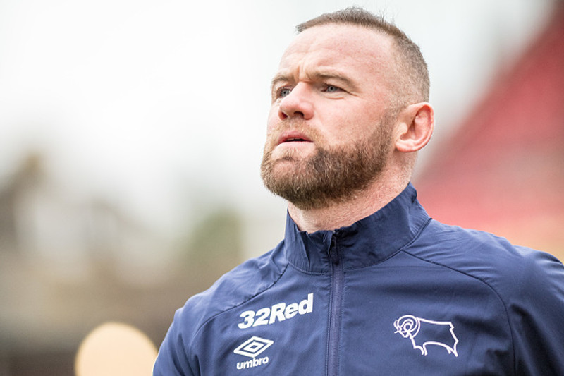 Wayne Rooney skoraði mark Englands í leiknum 2016. Hann er í dag spilandi þjálfari hjá Derby County.