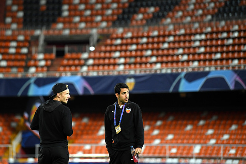 Einn stuðningsmaður á Mestalla