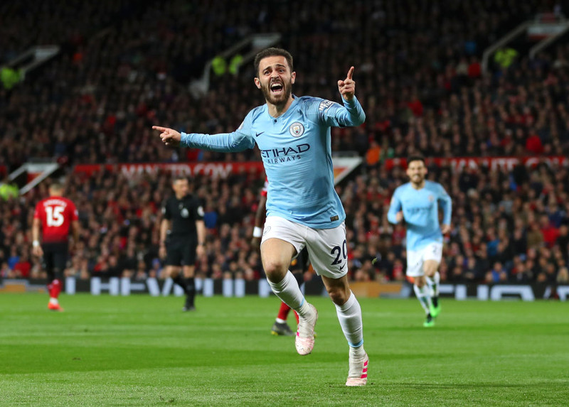 Bernardo Silva kemur inn í liðið