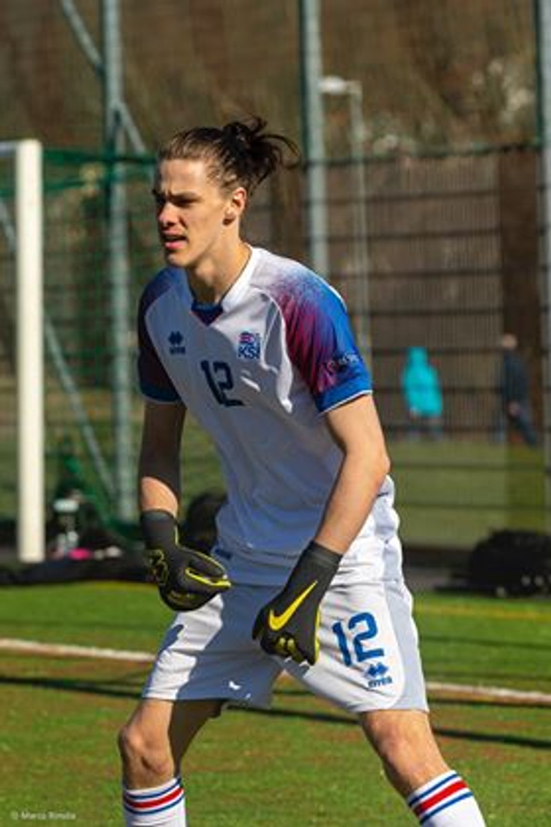 Adam Ingi.