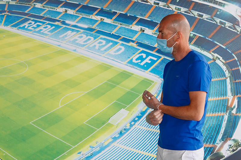 Zidane lét af störfum.