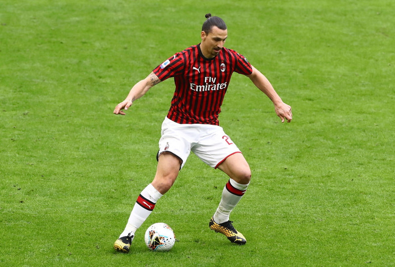 Meiðsli Zlatan voru ekki eins alvarleg og óttast var.