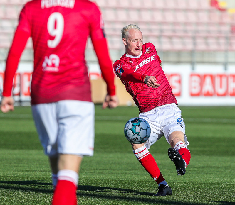 Myndaveisla: Valur vann Fylki í gærkvöldi