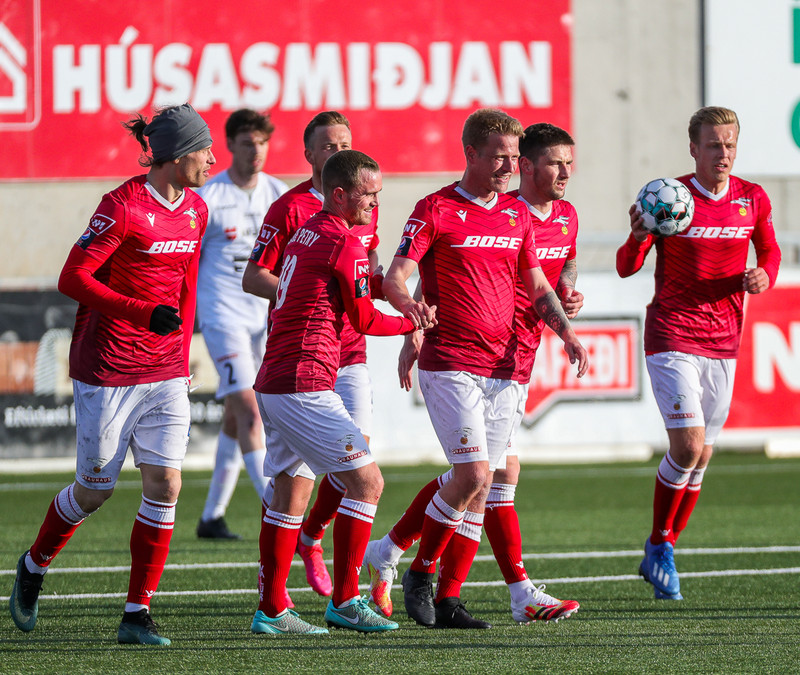 Myndaveisla: Valur vann Fylki í gærkvöldi