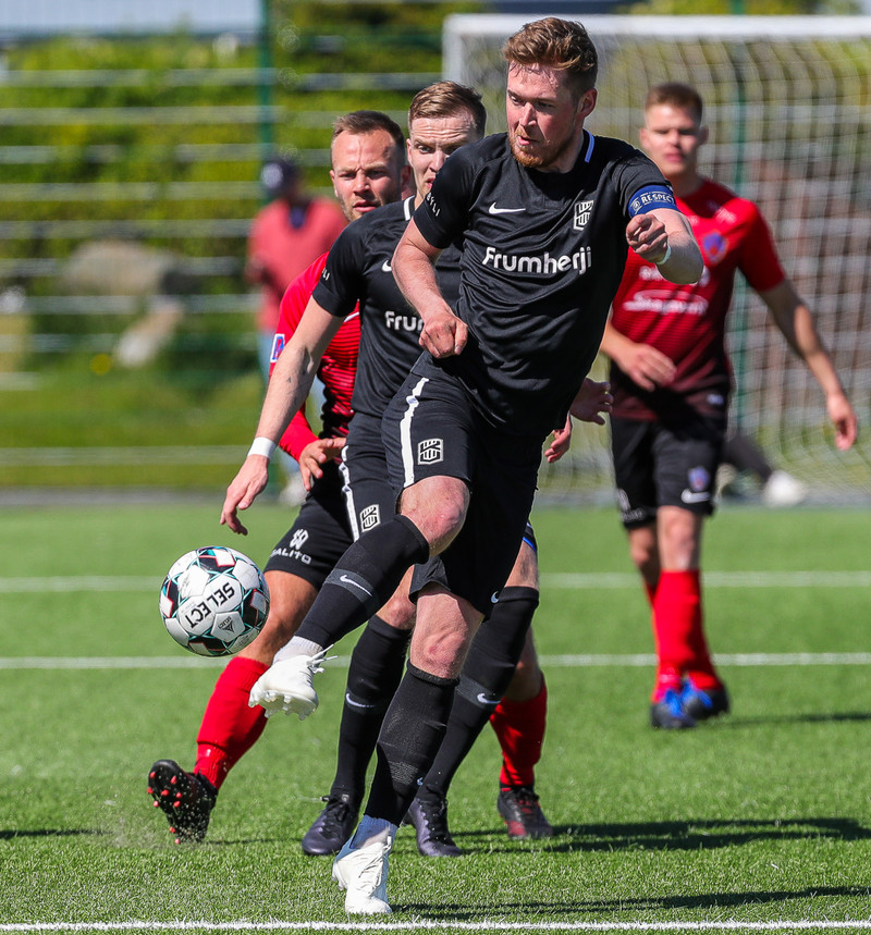 Myndaveisla: Kári sló KV út úr bikarnum