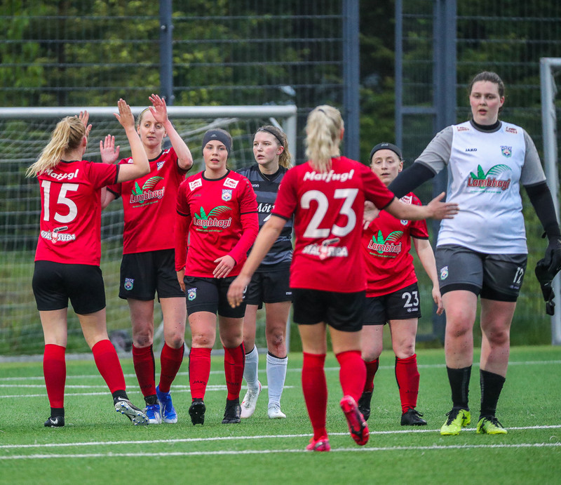 Afturelding fær bandarískan varnarmann (Staðfest)