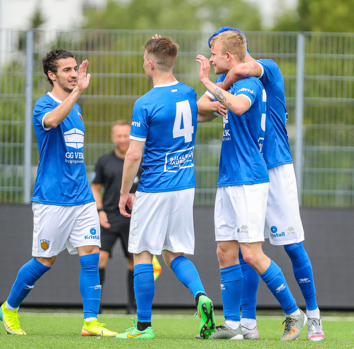 Fram í þriðja sæti.