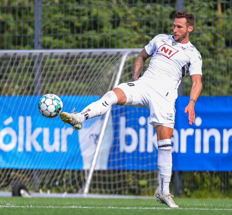 Bjarni Ólafur yfirgefur ÍBV - Gary fer um helgina