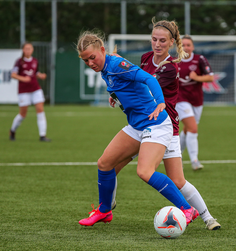 Myndaveisla: Selfoss vann Stjörnuna í fimm marka leik