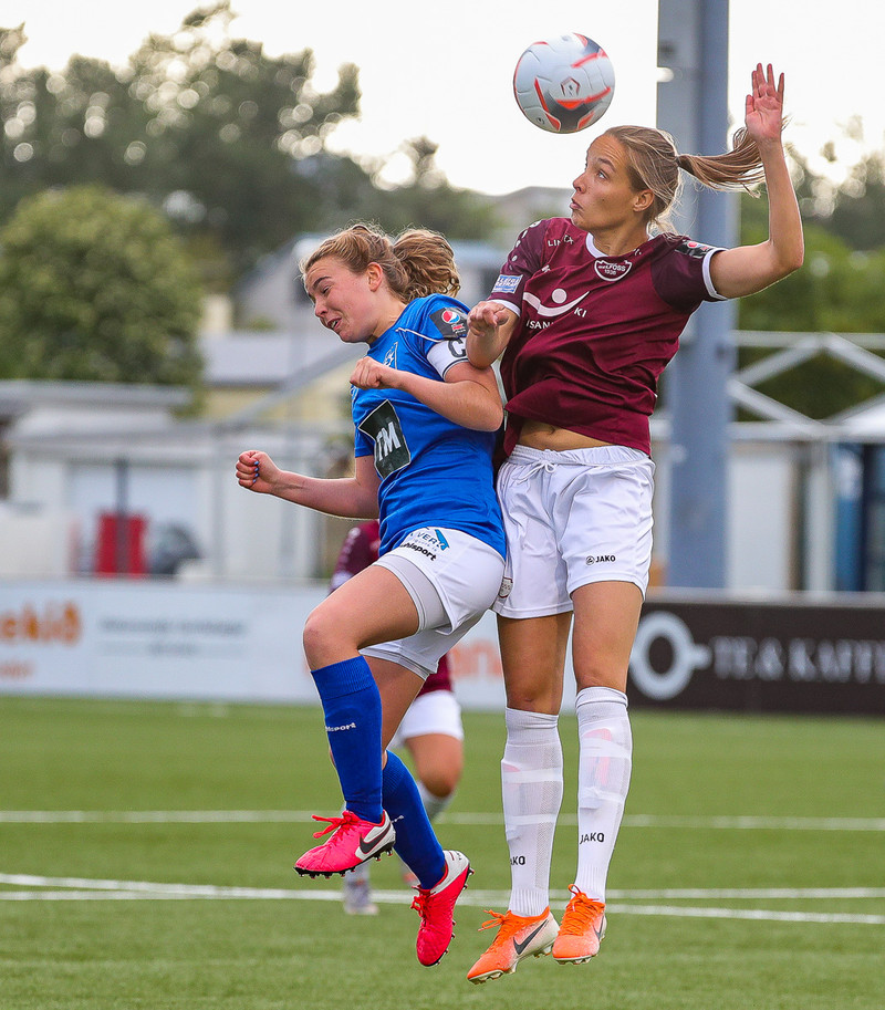 Myndaveisla: Selfoss vann Stjörnuna í fimm marka leik