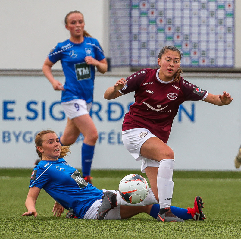 Myndaveisla: Selfoss vann Stjörnuna í fimm marka leik