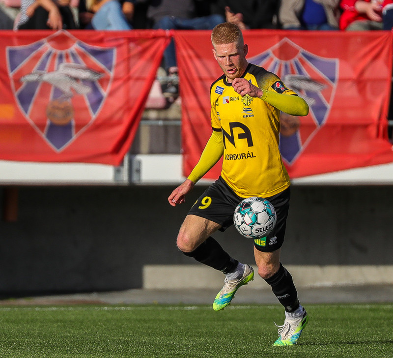 Viktor skoraði þrjú mörk í fyrra og Skagamenn vilja sjá hann setja fleiri í ár.