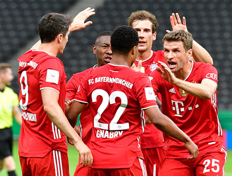 Meistararnir í Bayern eru komnir áfram.
