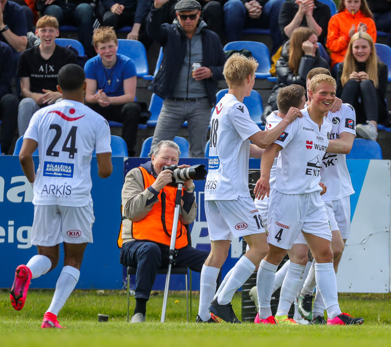 Fylkismenn fögnuðu með ljósmyndaranum þaulreynda