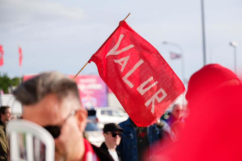Myndir: Stemmning á Origo-vellinum fyrir leik Vals og ÍA