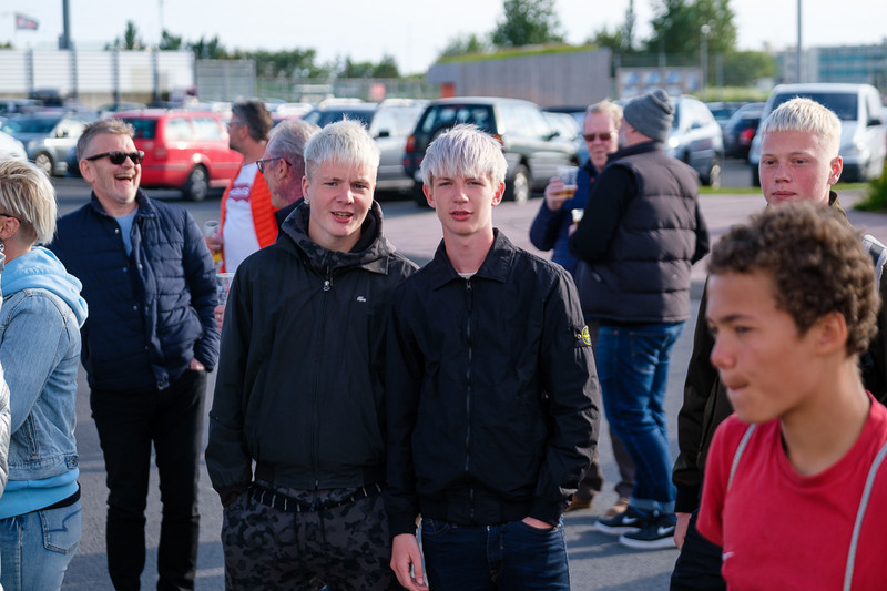 Myndir: Stemmning á Origo-vellinum fyrir leik Vals og ÍA
