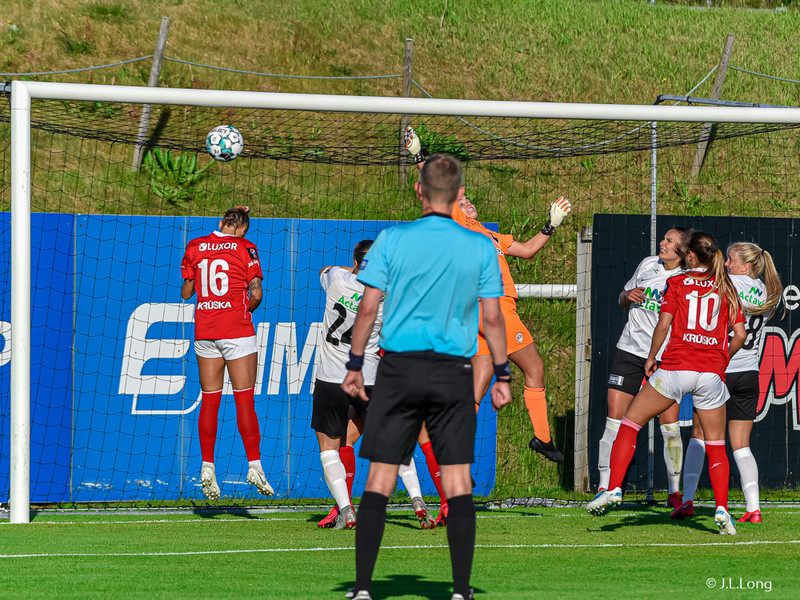 Myndaveisla: Þróttur vann FH