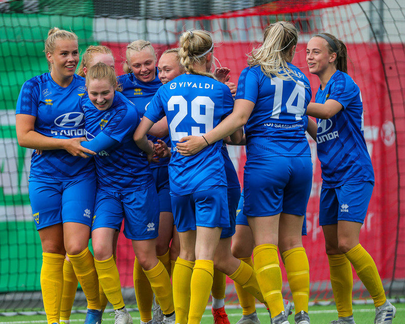 Myndaveisla 2: Grótta vann Víking