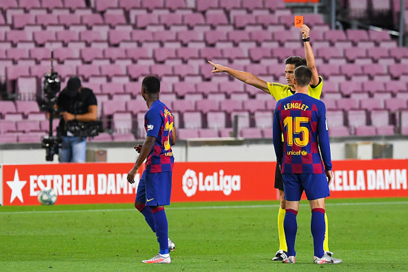 Spánn: Tvö rauð í sigri Barcelona í Katalóníuslagnum
