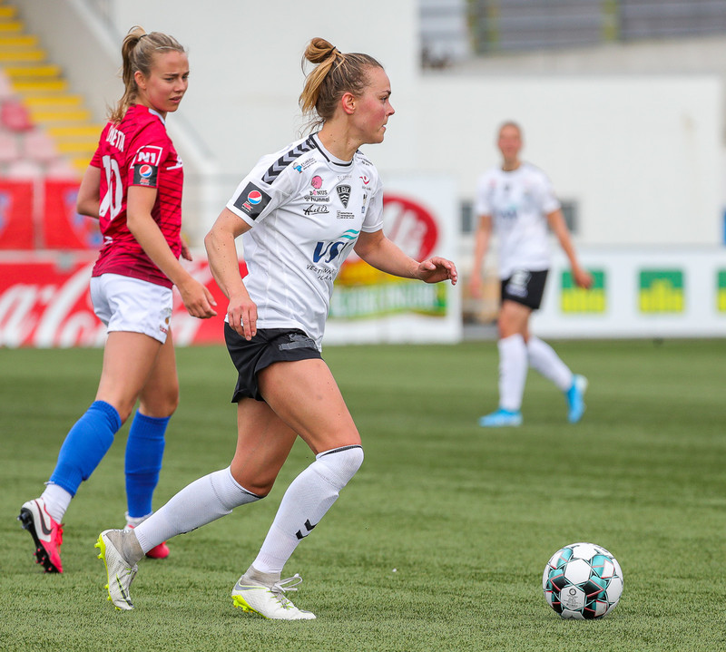 Myndaveisla: Valur sló ÍBV út