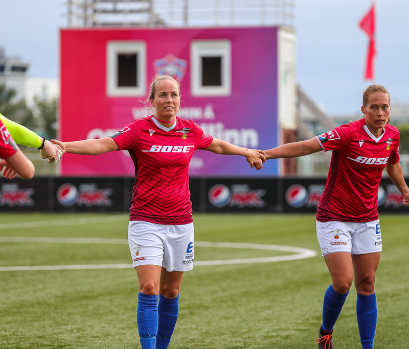 Myndaveisla: Valur sló ÍBV út