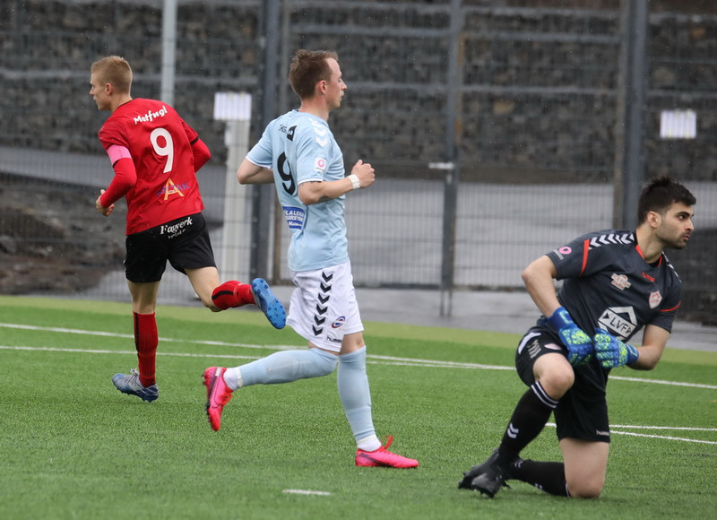 Myndaveisla: Afturelding vann Leikni F