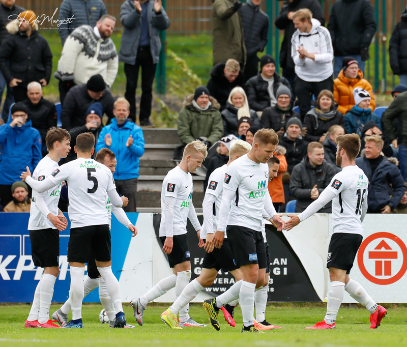 FH fer annað hvort til Finnlands eða Slóvakíu.