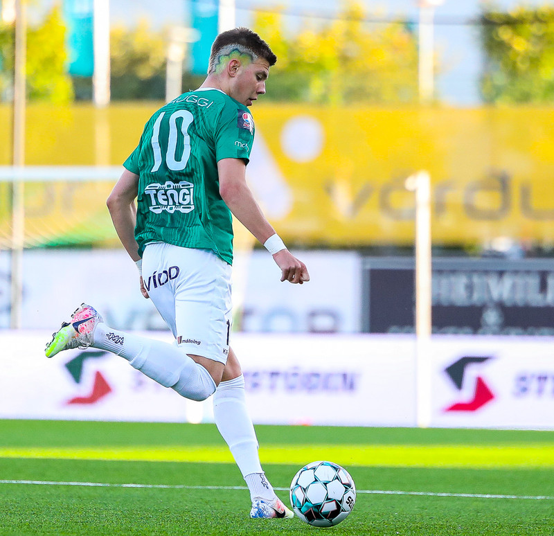 Myndaveisla: Valur vann stórleik við Blika