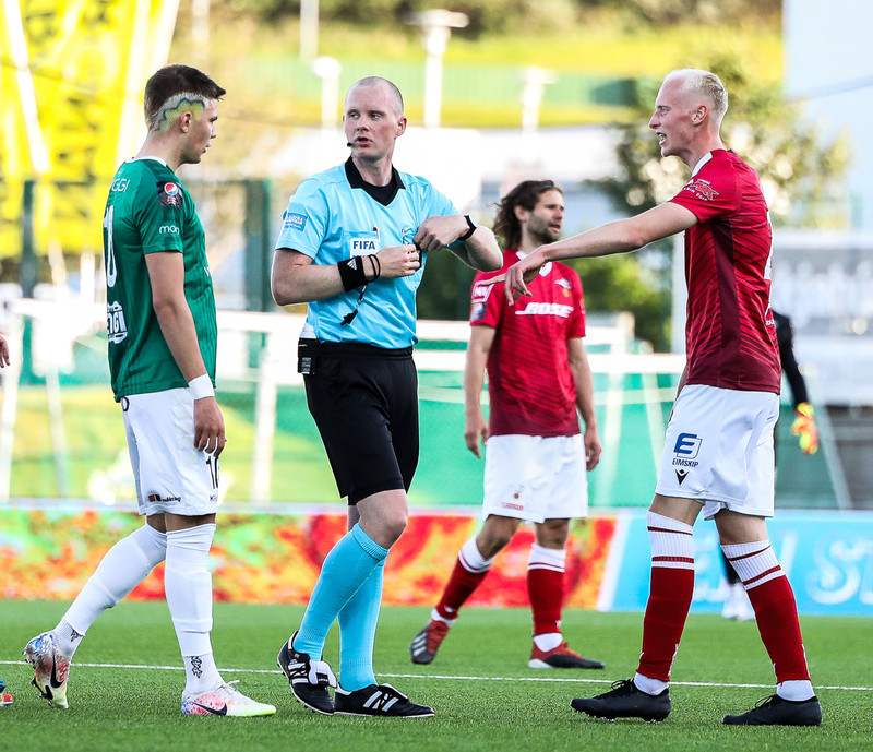 Myndaveisla: Valur vann stórleik við Blika