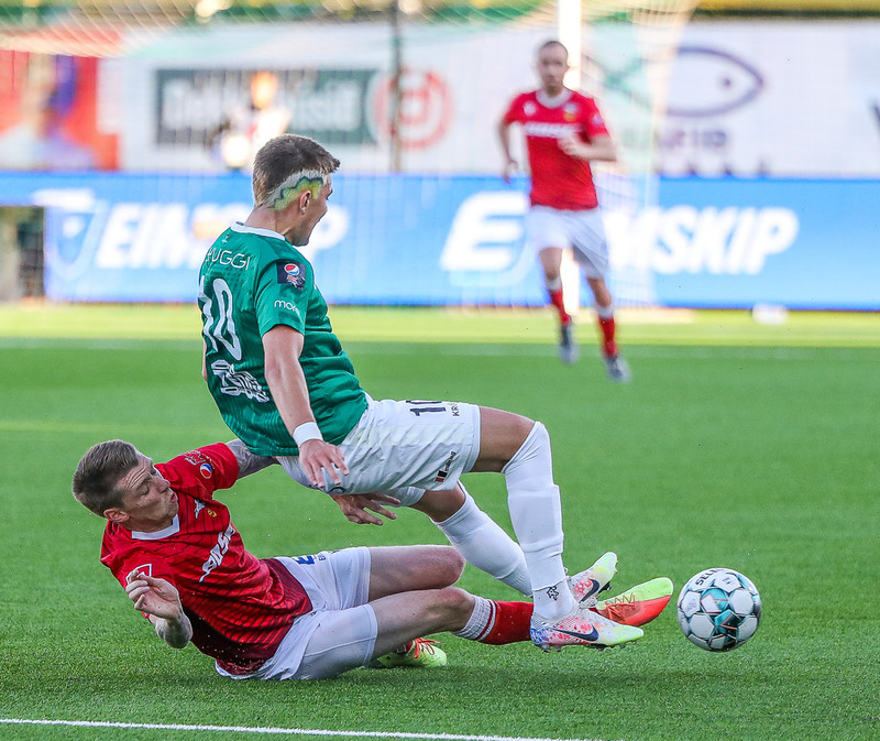 Myndaveisla: Valur vann stórleik við Blika