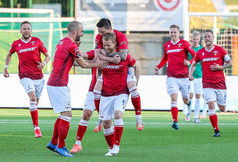 Myndaveisla: Valur vann stórleik við Blika