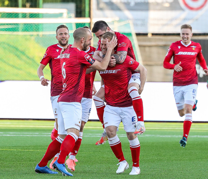 Myndaveisla: Valur vann stórleik við Blika