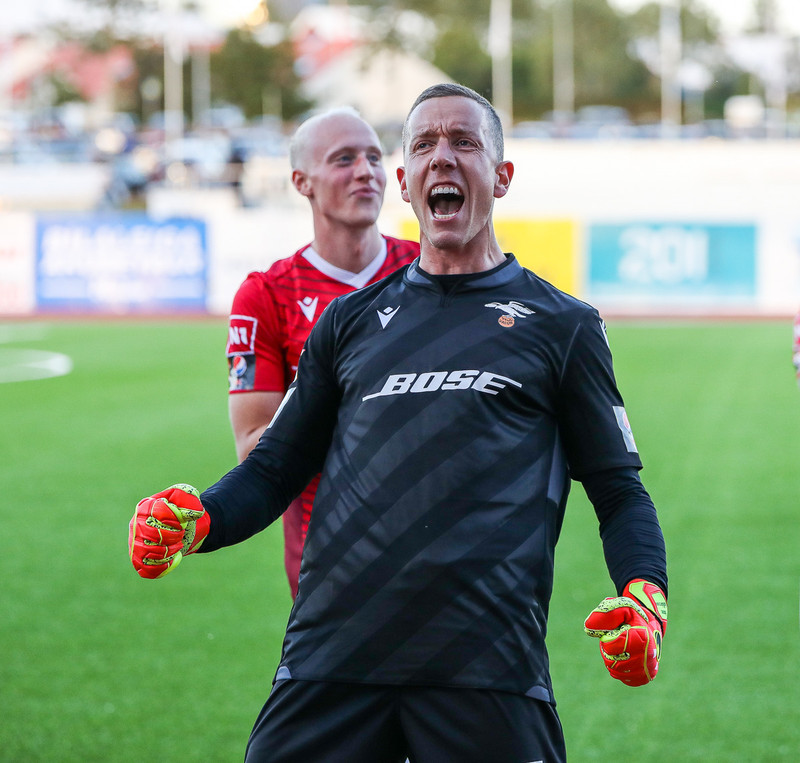 Myndaveisla: Valur vann stórleik við Blika