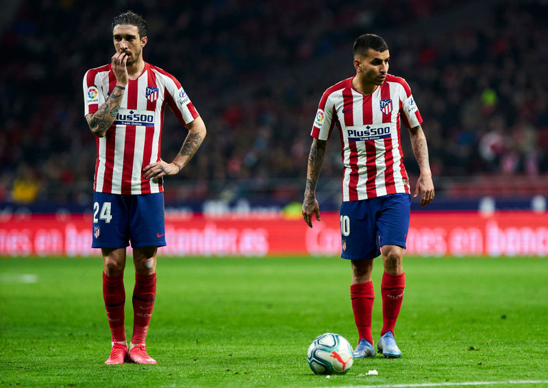 Vrsaljko skrifar undir þriggja ára samning við Olympiakos.