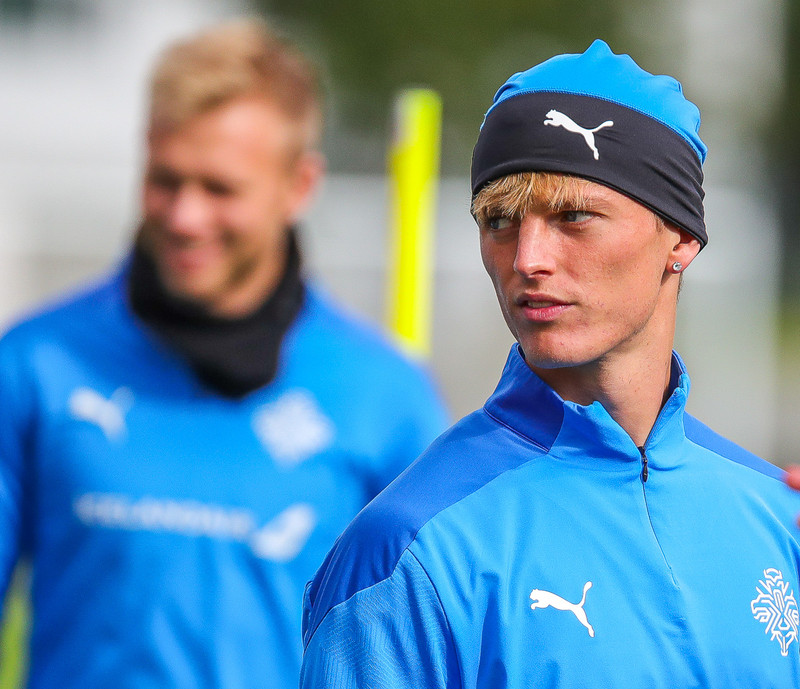 Albert og félagar í AZ eiga erfiðan leik gegn Napoli.
