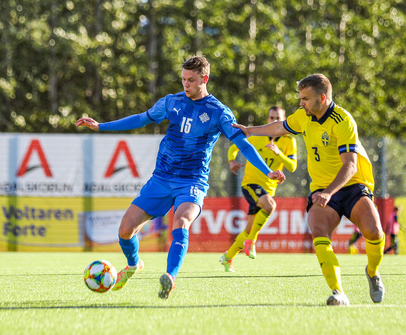 Valdimar lék ellefu leiki með U21 árs landsliðinu og var í lokahópnum í lokakeppninni í fyrra.
